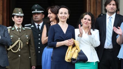 Ministra Chevesich fue recibida con aplausos al asumir como presidenta de la Corte Suprema