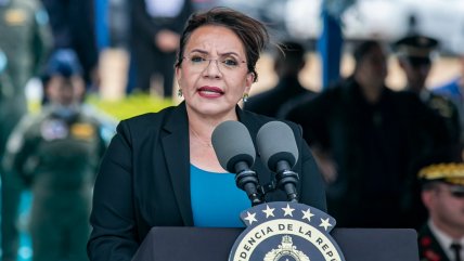 Presidenta de Honduras pide nuevo escrutinio de las elecciones del 30 de noviembre