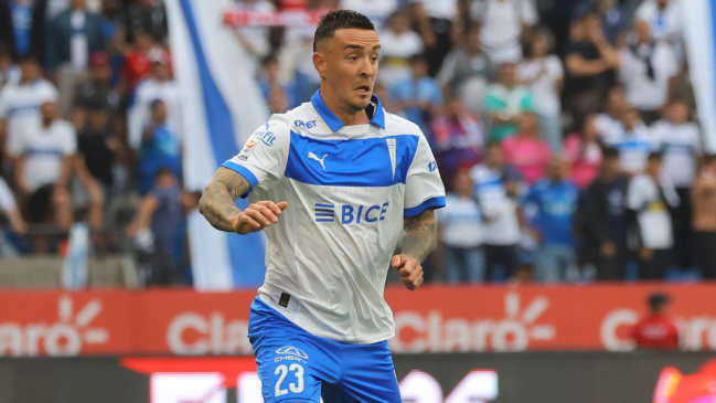 Tomás Asta-Buruaga acordó su renovación con Universidad Católica