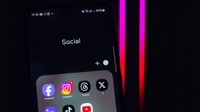 Diputada pide prohibir redes sociales a menores de 16 años, igual que en otros países