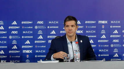   La investigación de la CMF a Azul Azul tras millonaria compra de acciones de director de Clark 