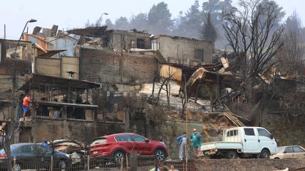 Critican "turismo de catástrofe": Tacos dificultan trabajo de equipos de emergencia en el Biobío