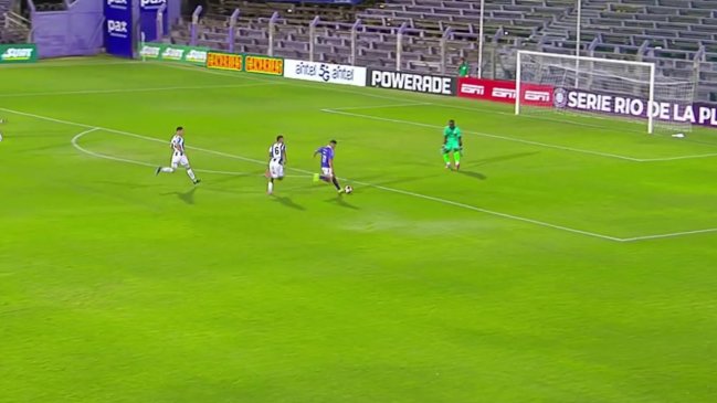   [VIDEO] Aldrix Jara anotó un golazo para Deportes Concepción ante Cerro Largo 