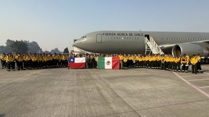 Brigadistas mexicanos se suman al combate de los incendios en Chile