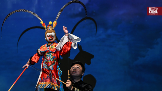 Títeres milenarios de China deslumbraron en Chile durante Teatro a Mil