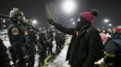 Manifestantes de Mineápolis tras remoción de líder del ICE: 