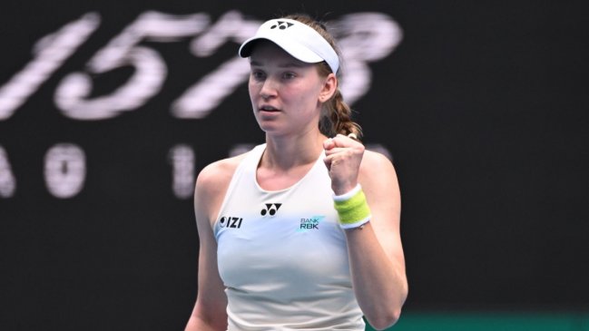 Elena Rybakina dejó en el camino a Swiatek y chocará ante Pegula en semifinales
