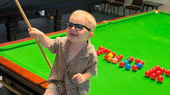 [VIDEO] Niño de dos años batió dos Récords Guinness de billar