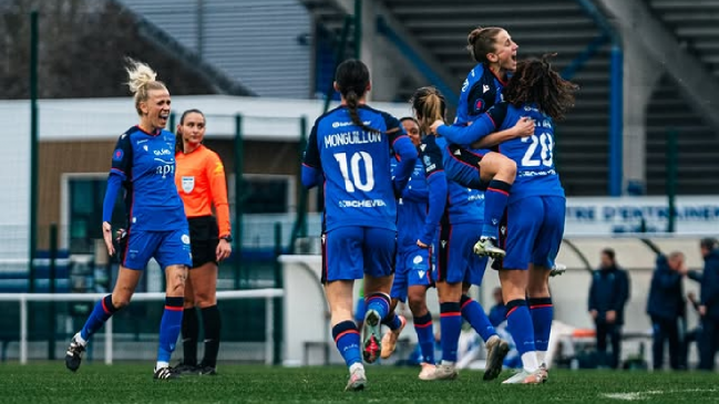 Exentrenador francés Guy Roux: 