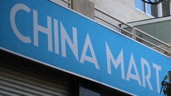 Cierran nuevamente mall chino: antes vendía animales exóticos y hoy medicamentos ilegales