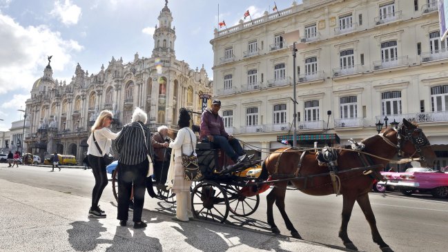 Racionar combustible y priorizar teletrabajo: Las medidas de Cuba ante crisis petrolera