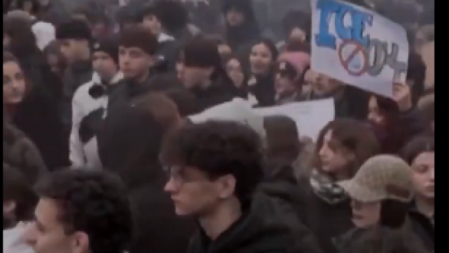   [VIDEO] Miles de personas se manifestaron en contra de los Juegos Olímpicos de Invierno en Italia 