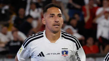 FIFA sancionó a Colo Colo por deuda con Estudiantes por el pase de Javier Correa