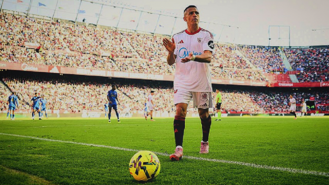 ¿Cuándo y dónde ver a Sevilla de Alexis y Suazo ante Alavés por La Liga española?