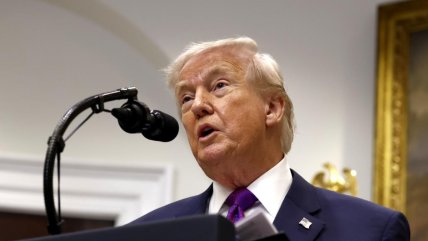 Trump fue premiado como "campeón del carbón" y reforzó su ofensiva contra las energías limpias