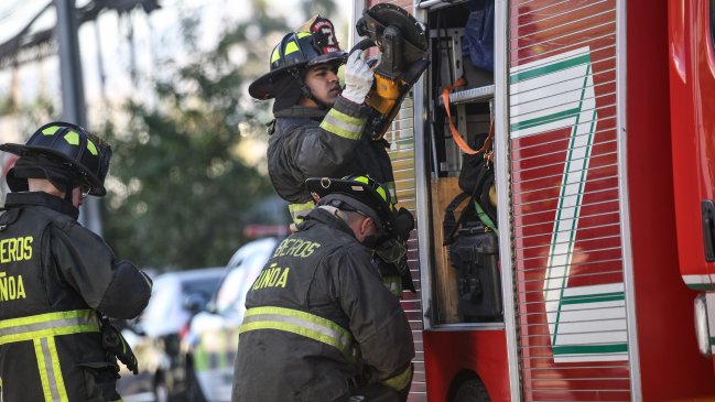 Incendio de tablero eléctrico obligó a evacuar una planta de Savory en Macul