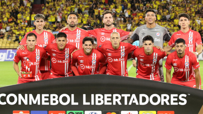 Argentinos Juniors de Cortés y Morales venció en la agonía a Barcelona por la Copa Libertadores