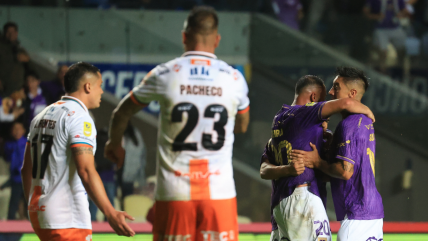   Cobresal dejó escapar la victoria en el final ante Deportes Concepcion en el Estadio 