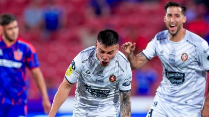   [VIDEO] Deportes Limache sacudió de entrada a la U en el Nacional con un golazo de 