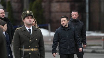 Ucrania: Zelenski espera canjear un "número enorme" de prisioneros con Rusia