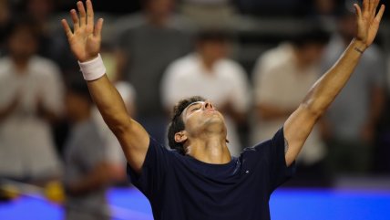   Cristian Garin tuvo emotivo festejo en San Carlos de Apoquindo tras avanzar a octavos en el Chile Open 