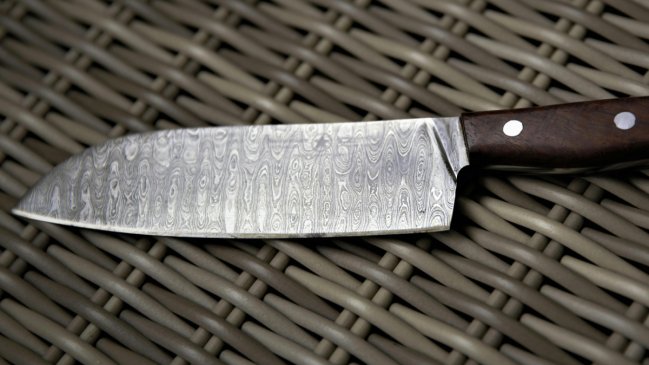 Arica: Hombre fue atacado con un cuchillo carnicero en plena calle