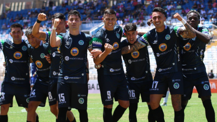   Puerto Montt ratificó su inicio triunfal en el Ascenso con victoria en Antofagasta 