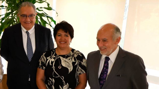 Senadores DC rechazaron invitación a cónclave progresista: 