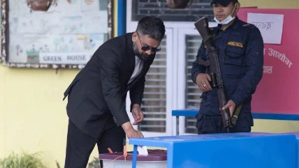 Un exrapero arrasa en las elecciones generales de Nepal, impulsado por la "generación Z"