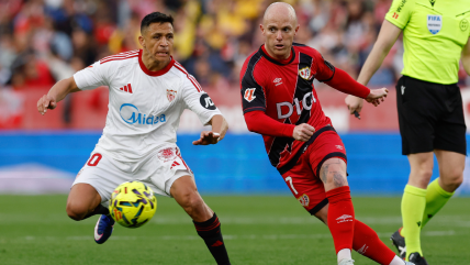   Sevilla contó con Alexis Sánchez de titular en su igualdad ante Rayo Vallecano 