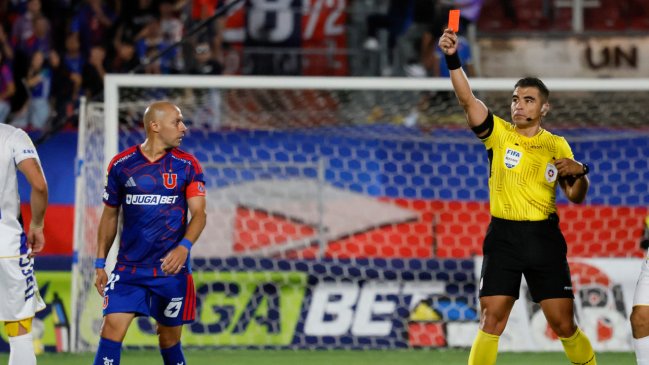 [VIDEO] Marcelo Díaz sufrió una polémica expulsión por agresión al final del duelo con la U. de Conce
