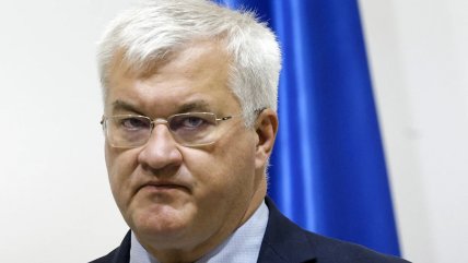 Canciller de Ucrania asistirá a la toma de posesión de Kast