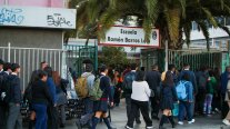 Prohibición de celulares en clases: el desafío de las comunidades escolares