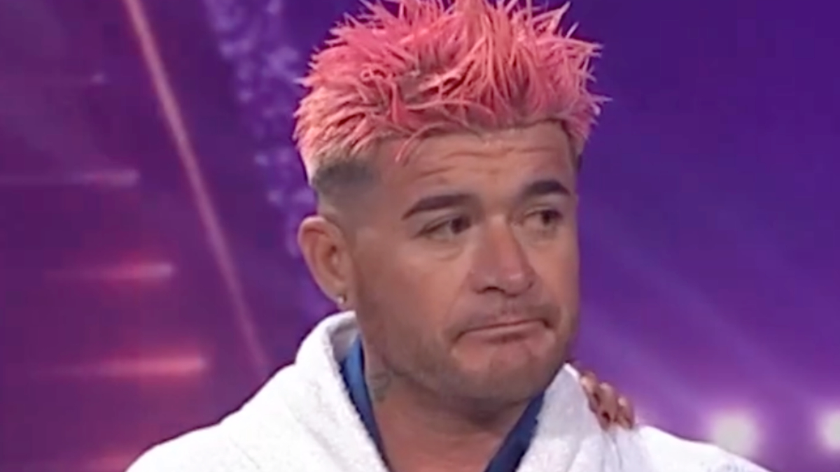 Junior Playboy fue expulsado de "Fiebre de Baile" tras duro cruce con el jurado