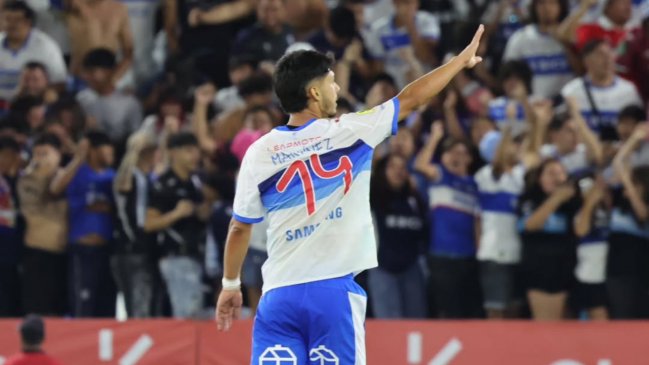 [VIDEO] Giani metió el centro y Martínez con gol de cabeza lo empató para la UC ante Everton