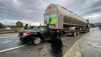 Choque por alcance dejó tres fallecidos en Río Bueno, entre ellos un niño