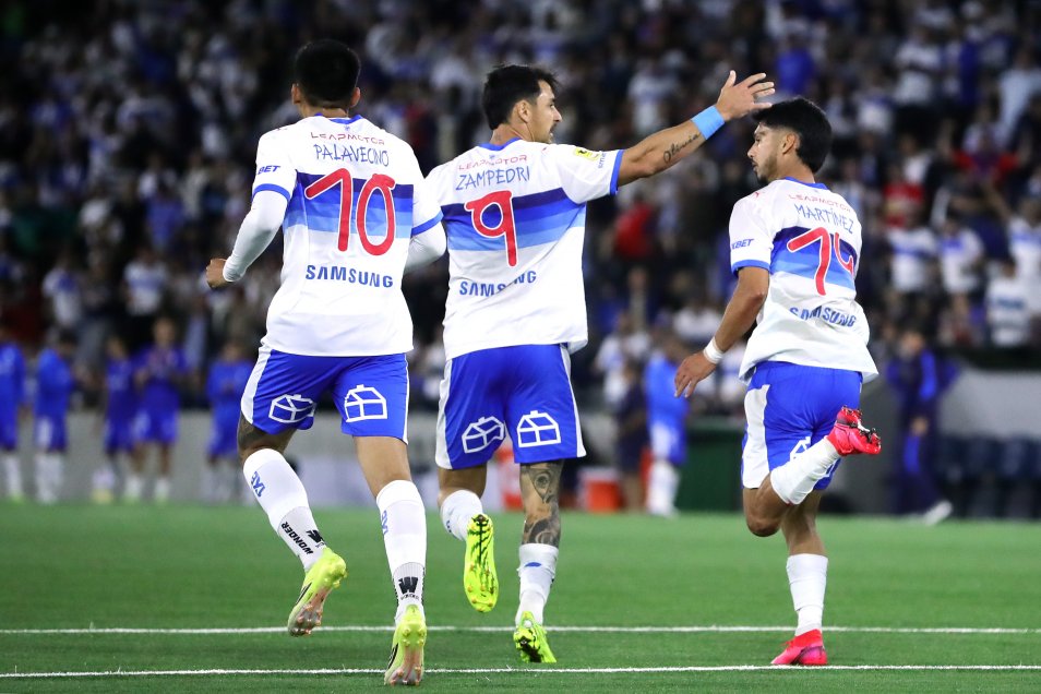 Fernando Zampedri y Jimmy Martínez salvaron a la UC en el empate ante Everton en el Claro Arena