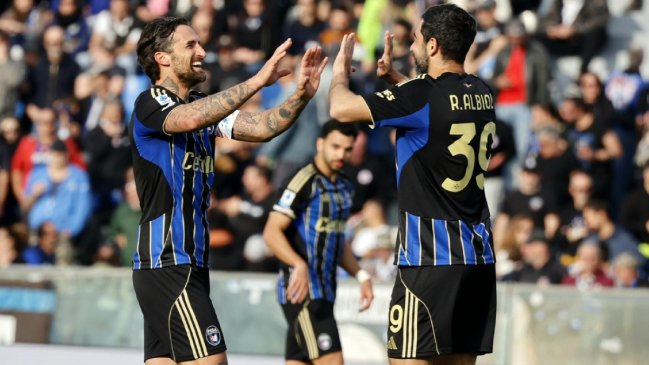 Felipe Loyola vio desde la banca la victoria de Pisa ante Cagliari por la Serie A