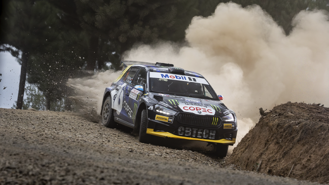 Jorge Martínez se adjudicó la fecha inaugural del Rally Mobil en Curicó