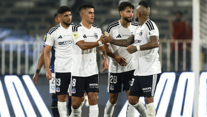 Colo Colo se impuso ante Huachipato y retomó el liderato en la Liga de Primera