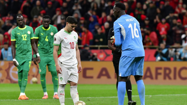 Copa de Africa: La CAF le quitó el título a Senegal por abandono en la final y se lo dio a Marruecos