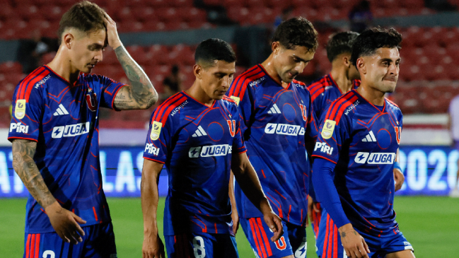 "¿Cuál es tu ingreso mensual?": Encuesta de la U generó reacciones negativas de sus hinchas