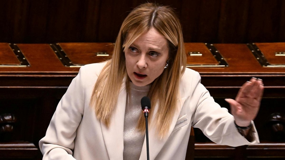 Meloni: Europa pasó años "dormida" por dependencia de EE.UU, Rusia y China