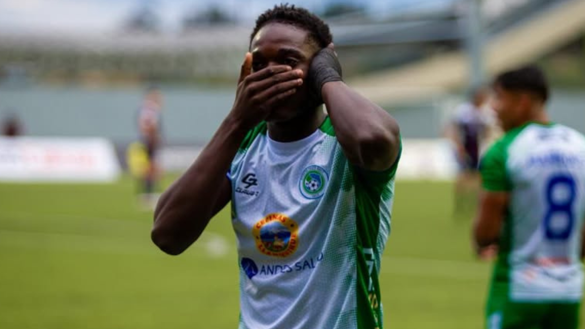 El mensaje de Clerveaux a Colo Colo: "Espero volver y que me tengan en cuenta"