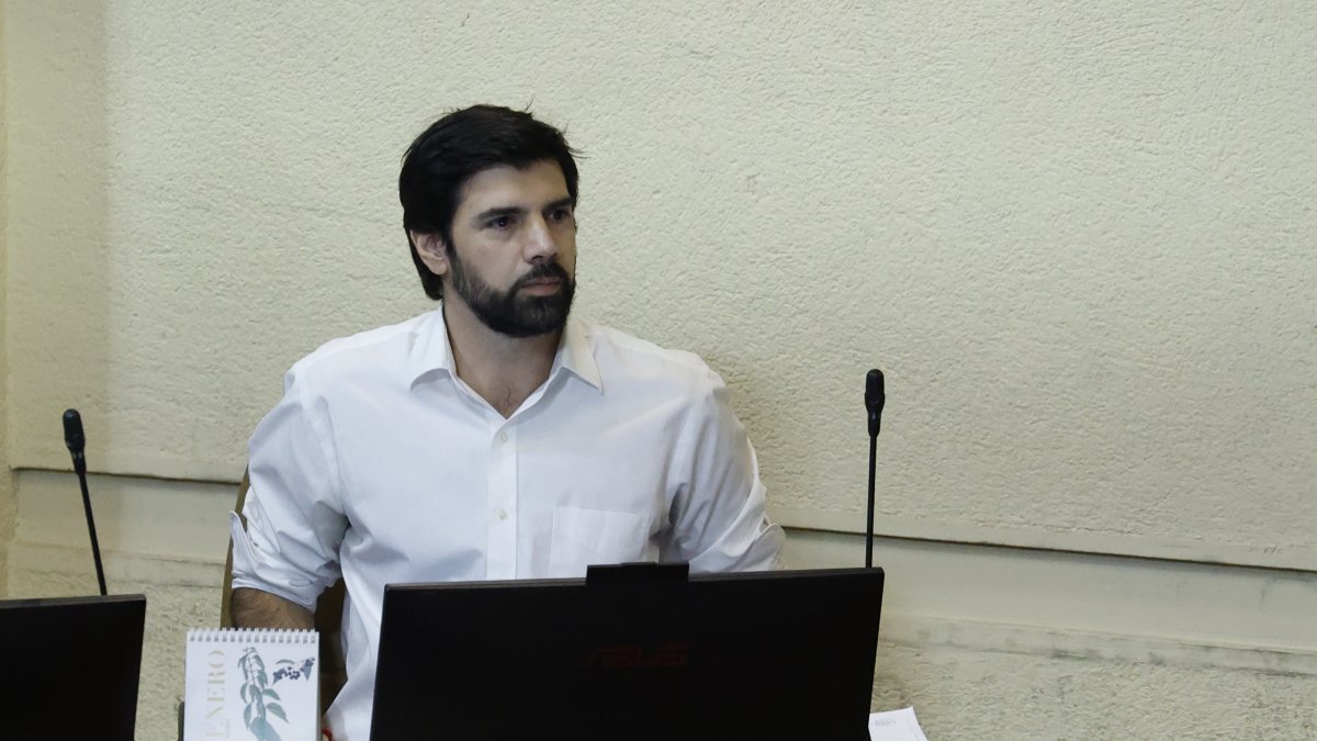 Suprema notificó desafuero de diputado Joaquín Lavín León y Fiscalía prepara formalización