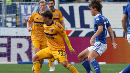 Pisa de Felipe Loyola cayó goleado por Como y sigue colista de la Serie A