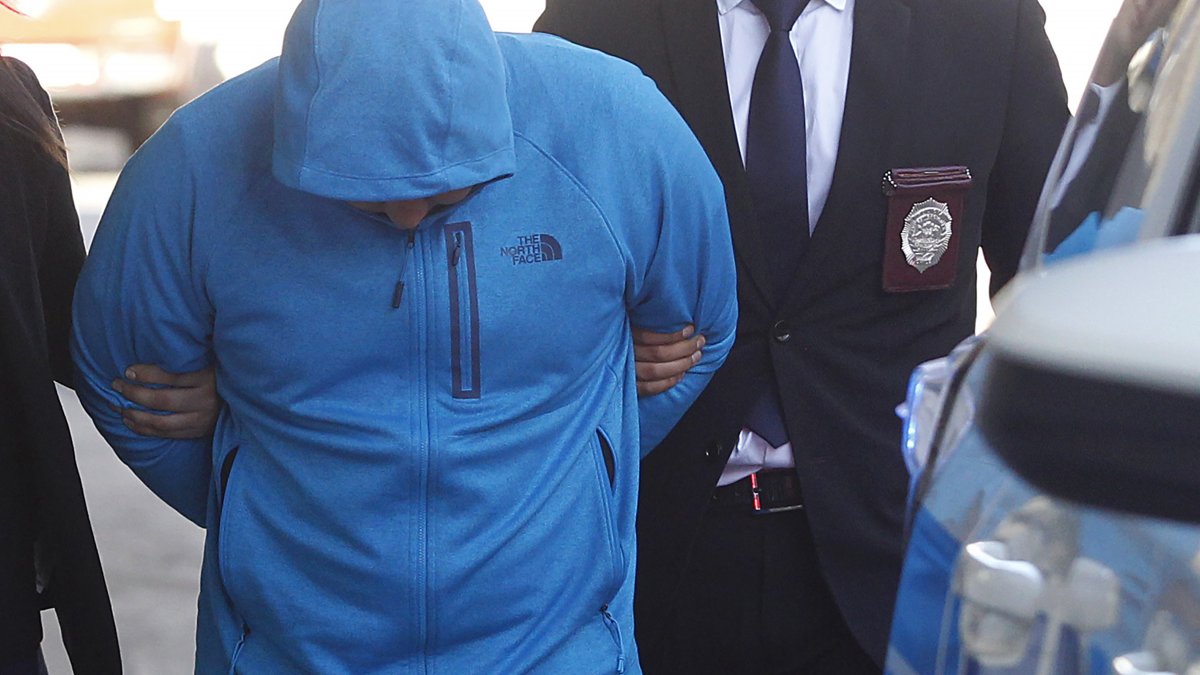 Cuatro menores fueron detenidos tras "tour delictual" por varias comunas de Santiago