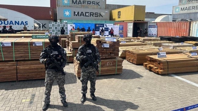 Decomisan 68 toneladas de carga impregnada con droga en Arica