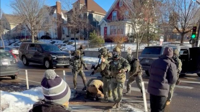 Minnesota demandó al gobierno Trump por investigación de fatales tiroteos del ICE