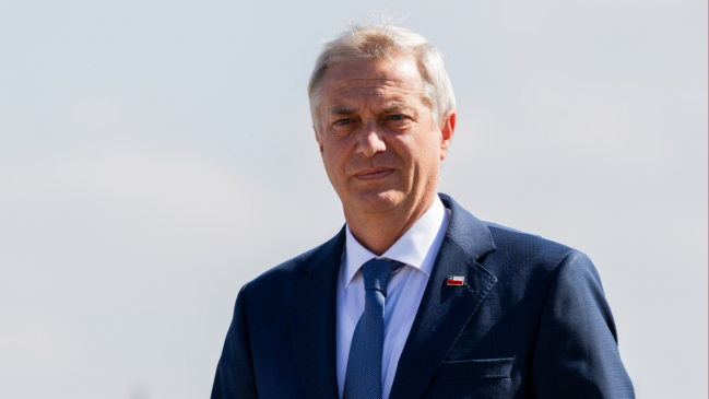 Cadem: Desaprobación del Presidente Kast superó por primera vez a quienes lo aprueban